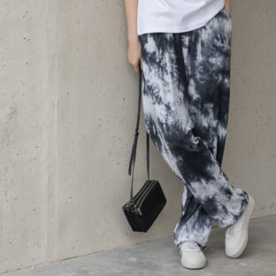 relax tie-dye pants