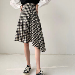 asymmetry gingham skirt