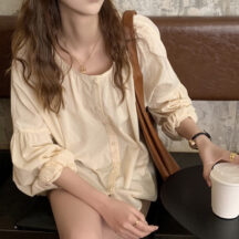 natural lantern sleeve shirt